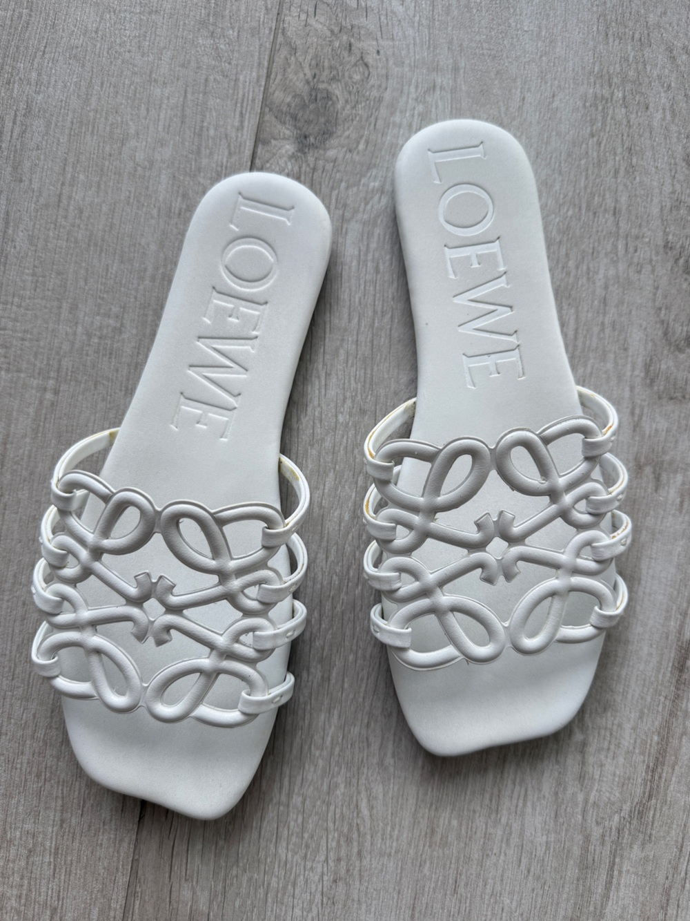 Loewe Sandals White Petal Anagram Slides Sz 39